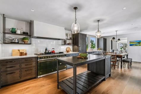 1300 Bracketts Point Road Wayzata MN 55391