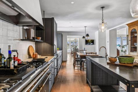 1300 Bracketts Point Road Wayzata MN 55391