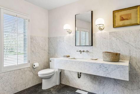 1300 Bracketts Point Road Wayzata MN 55391