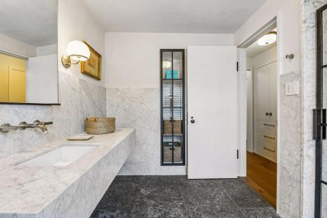 1300 Bracketts Point Road Wayzata MN 55391