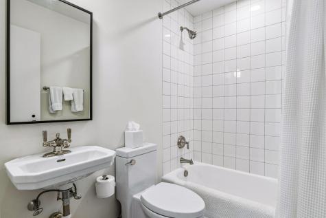 1300 Bracketts Point Road Wayzata MN 55391