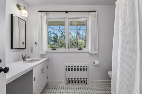 1300 Bracketts Point Road Wayzata MN 55391