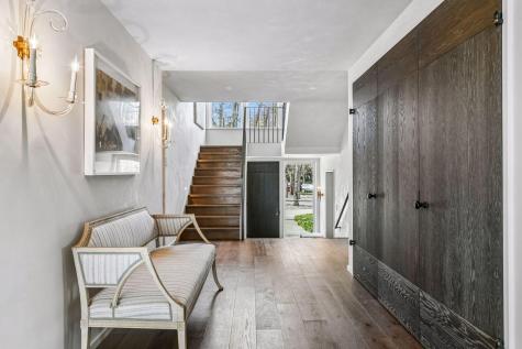 1300 Bracketts Point Road Wayzata MN 55391
