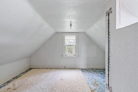 2445 16th Avenue E North Saint Paul MN 55109