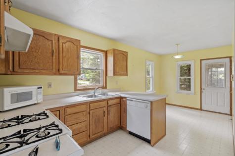 2445 16th Avenue E North Saint Paul MN 55109
