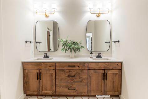 662 Rania Way W West Fargo ND 58078