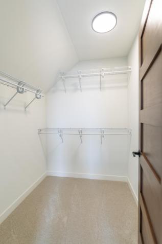 662 Rania Way W West Fargo ND 58078