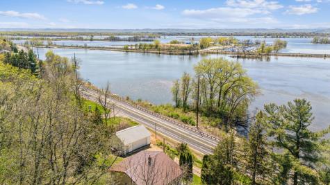 260 N State Road 35 Alma WI 54610