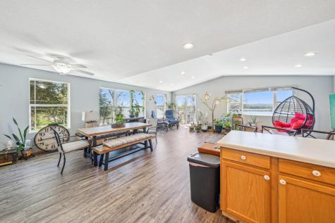 260 N State Road 35 Alma WI 54610