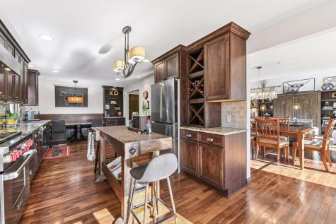 6220 Barberry Circle Excelsior MN 55331