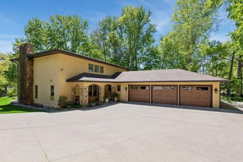 6220 Barberry Circle Excelsior MN 55331
