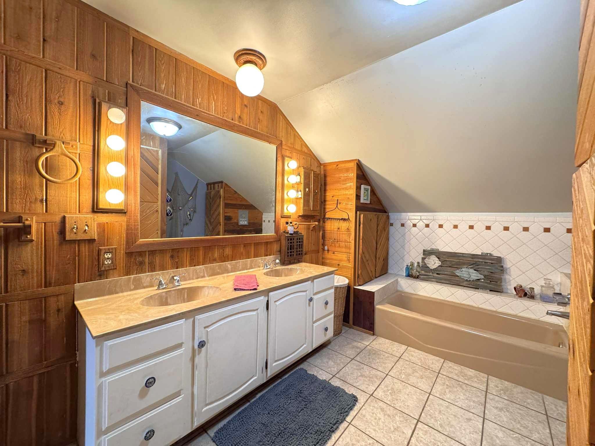 1032 Rainy Lake Road NW Backus MN 56435