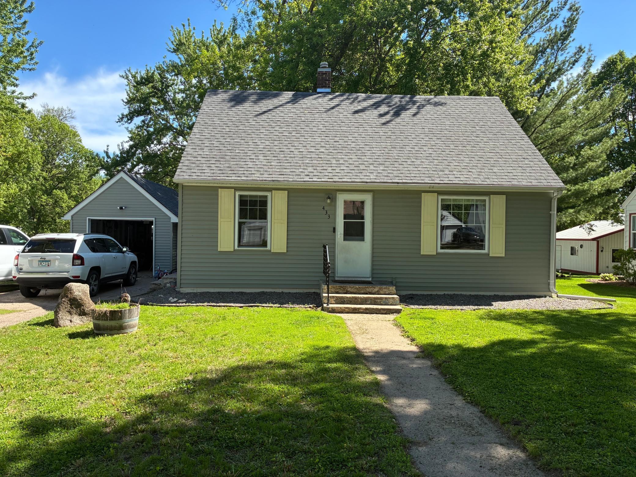 433 Evergreen Park Litchfield MN 55355