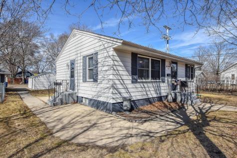 239 32nd Avenue N Saint Cloud MN 56303