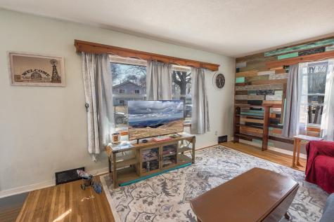 239 32nd Avenue N Saint Cloud MN 56303