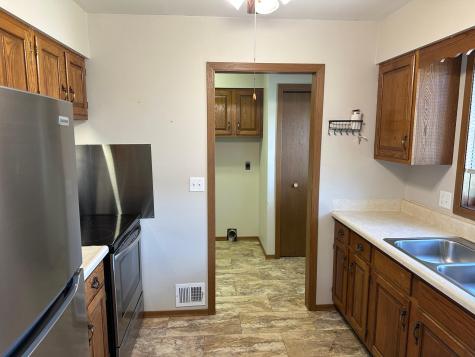 105 Oscar Avenue N Canby MN 56220