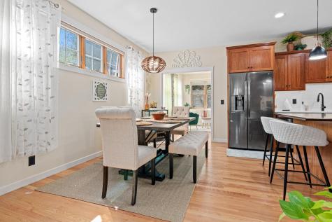 2710 Red Splendor Circle E Maplewood MN 55119