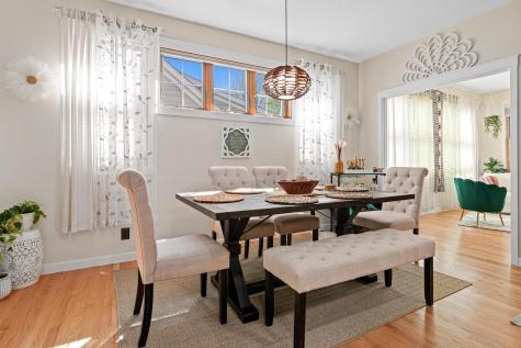 2710 Red Splendor Circle E Maplewood MN 55119