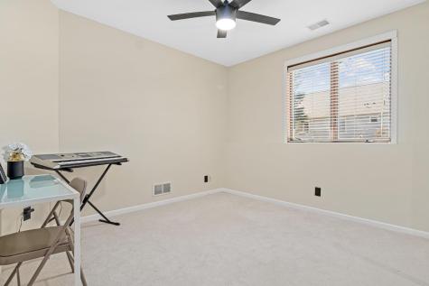 2710 Red Splendor Circle E Maplewood MN 55119
