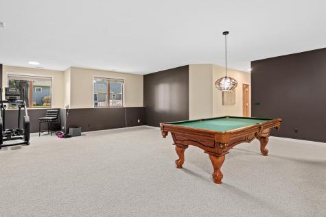 2710 Red Splendor Circle E Maplewood MN 55119