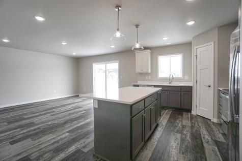 8068 Goldfinch Drive Horace ND 58047