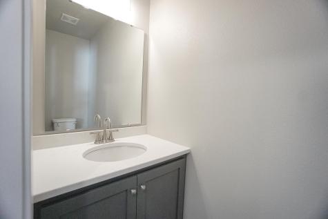 8068 Goldfinch Drive Horace ND 58047