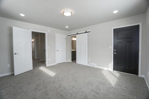 8068 Goldfinch Drive Horace ND 58047