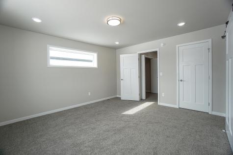 8068 Goldfinch Drive Horace ND 58047