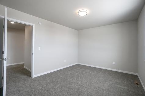 8068 Goldfinch Drive Horace ND 58047
