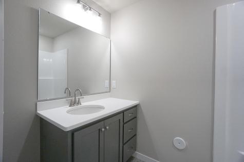 8068 Goldfinch Drive Horace ND 58047