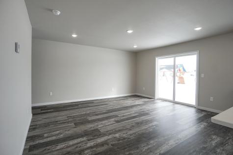 8068 Goldfinch Drive Horace ND 58047