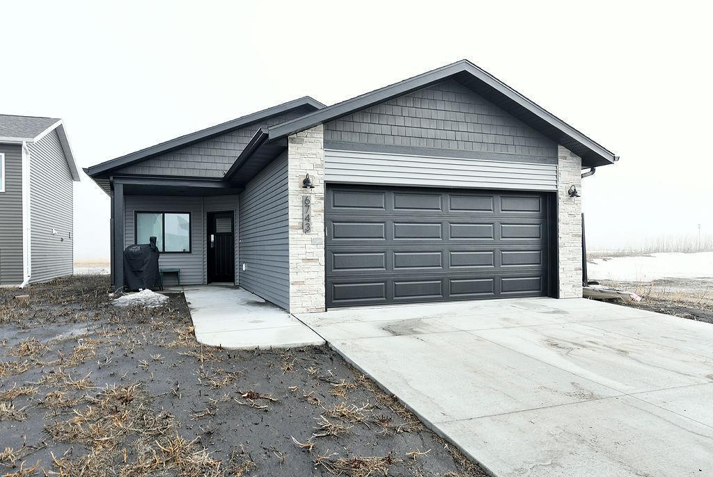 6743 66th Avenue S Horace ND 58047