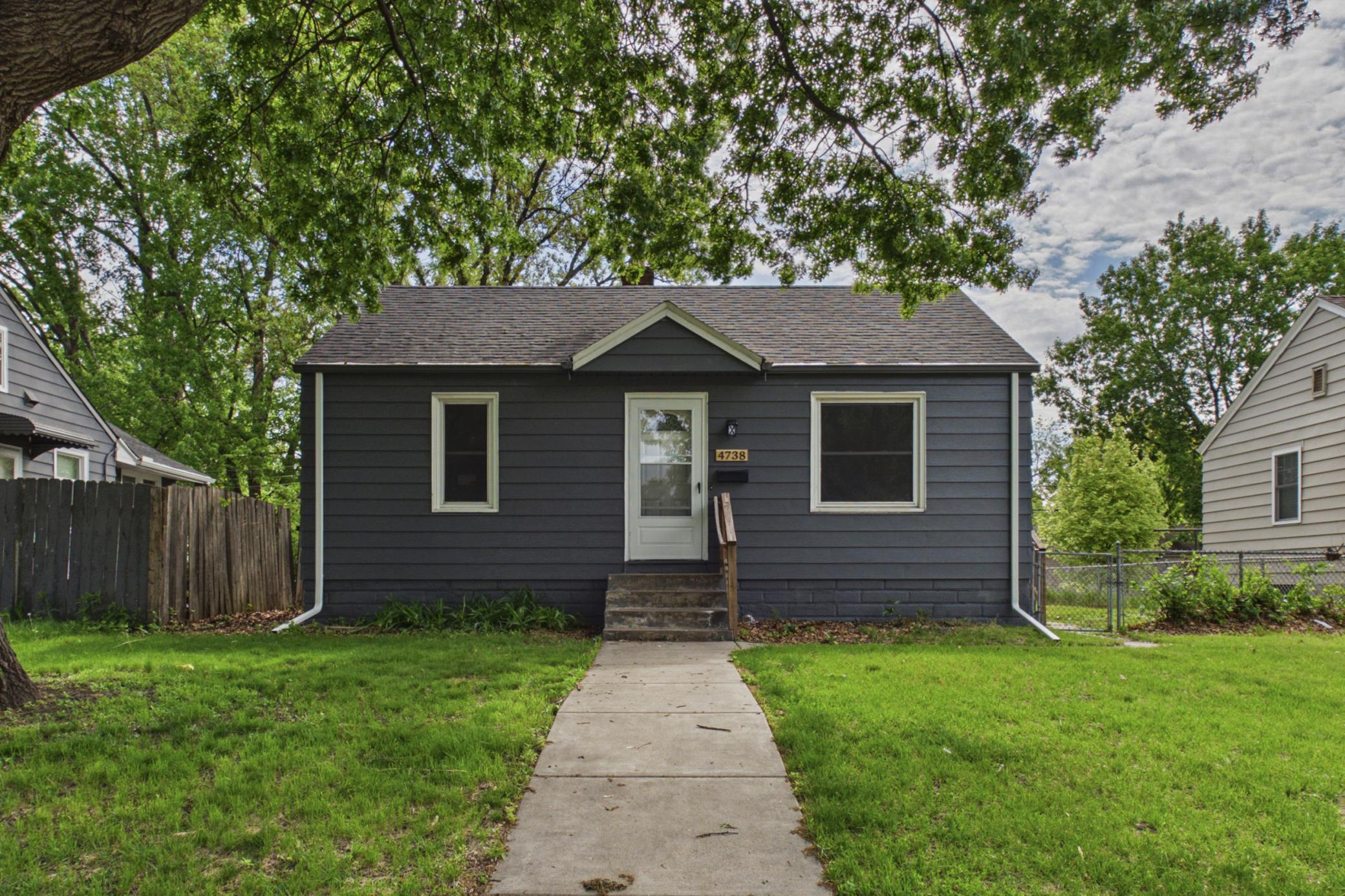 4738 Fremont Avenue N Minneapolis MN 55430