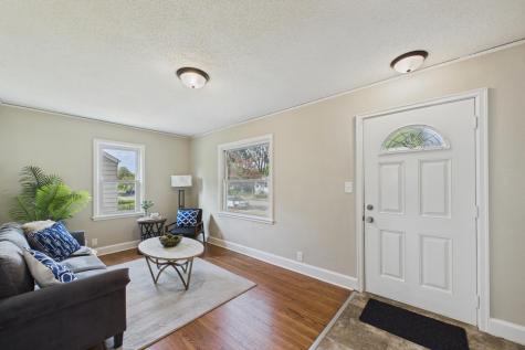 4738 Fremont Avenue N Minneapolis MN 55430