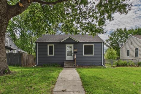 4738 Fremont Avenue N Minneapolis MN 55430