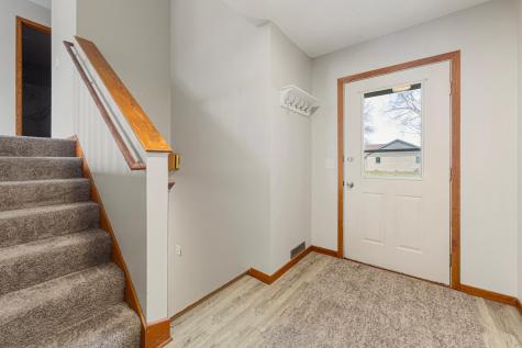 404 Pilgrim Street Saint Clair MN 56080