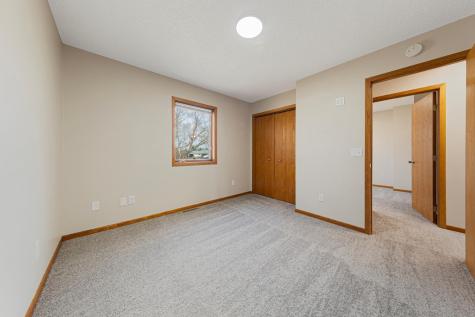 404 Pilgrim Street Saint Clair MN 56080