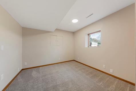 404 Pilgrim Street Saint Clair MN 56080