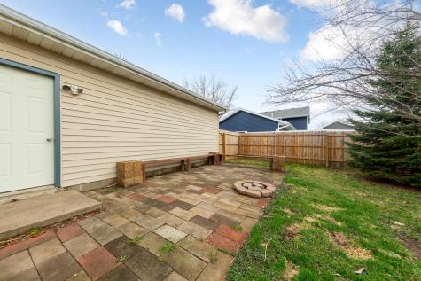 404 Pilgrim Street Saint Clair MN 56080