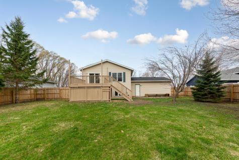 404 Pilgrim Street Saint Clair MN 56080