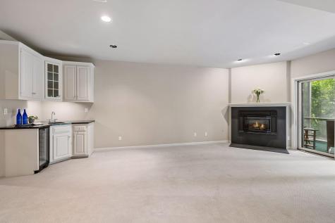 7238 Lewis Ridge Parkway Edina MN 55439