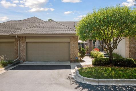 7238 Lewis Ridge Parkway Edina MN 55439