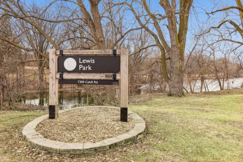 7238 Lewis Ridge Parkway Edina MN 55439