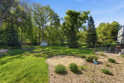 1646 Mayfield Heights Road Mendota Heights MN 55118