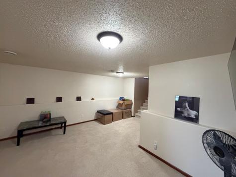 4294 Auburn Avenue S Fargo ND 58104