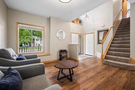 2478 Timber Court E Maplewood MN 55119