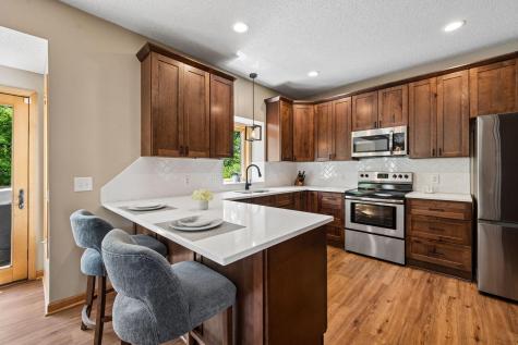 2478 Timber Court E Maplewood MN 55119