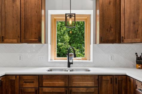 2478 Timber Court E Maplewood MN 55119