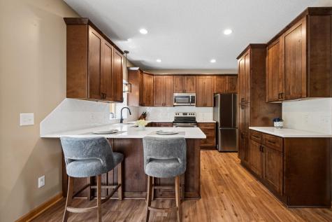 2478 Timber Court E Maplewood MN 55119