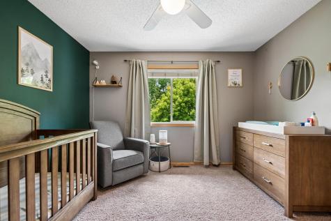 2478 Timber Court E Maplewood MN 55119